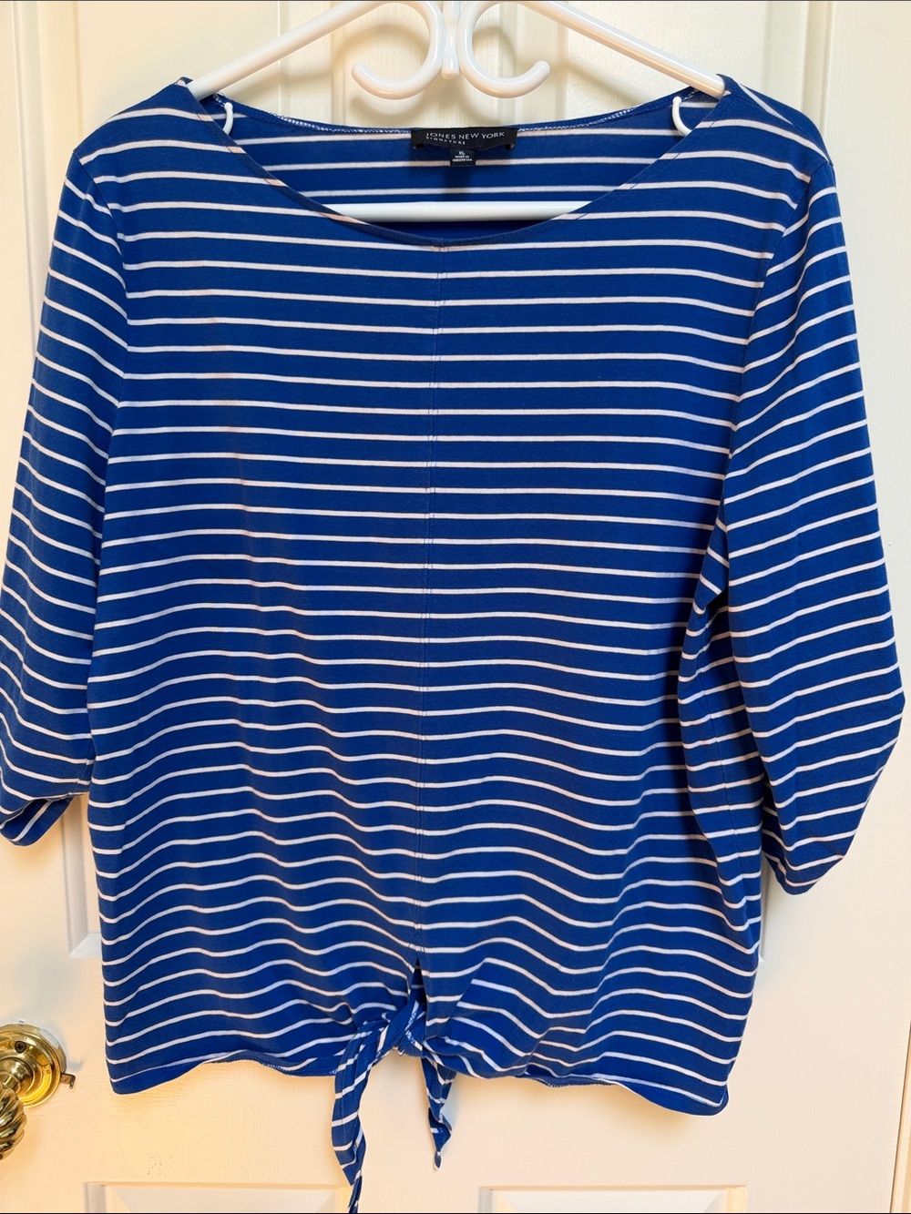 Jones New York JNY Signature sz XL 95% Cotton striped blue white top w tie front